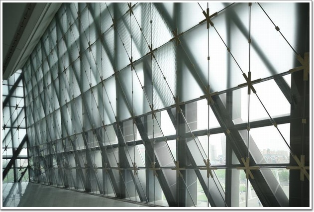 哈尔滨音乐厅幕墙玻璃展示图1